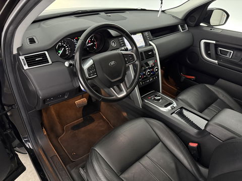 Land Rover Discovery 2.0 TD4 HSE Luxury 7p. | Pano | Camera | Trekh. | Stoelverw. | Meridian | Leder