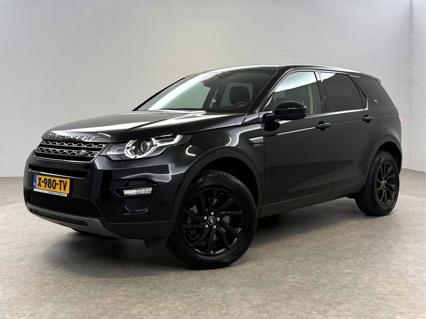 Land Rover Discovery 2.0 TD4 HSE Luxury 7p. | Pano | Camera | Trekh. | Stoelverw. | Meridian | Leder