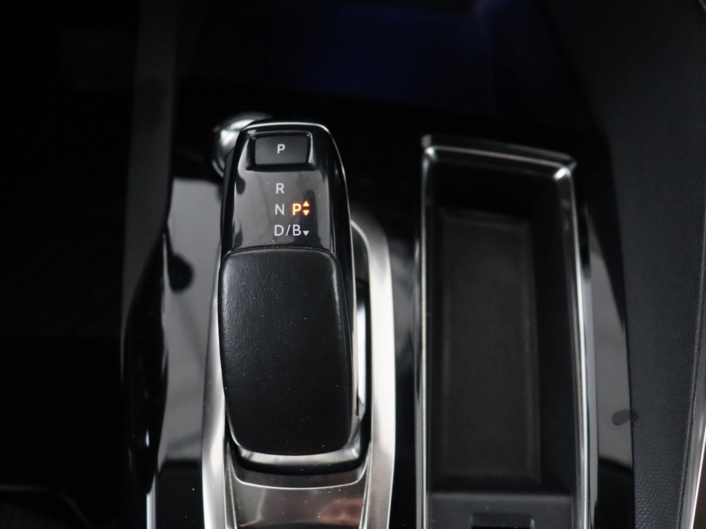 Peugeot 3008 1.6 HYbrid 225 Allure | Camera | Carplay | Half leder | Navigatie | Full LED | Parkeerhulp | Climate control | Cruise control | PHEV | Plug In