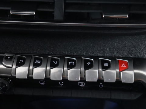 Peugeot 3008 1.6 HYbrid 225 Allure | Camera | Carplay | Half leder | Navigatie | Full LED | Parkeerhulp | Climate control | Cruise control | PHEV | Plug In