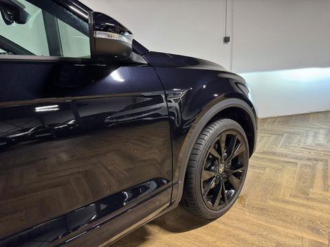 Volkswagen T-Roc 1.5 TSI R-Line PANO KEYLESS CAM