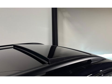 Volkswagen T-Roc 1.5 TSI R-Line PANO KEYLESS CAM