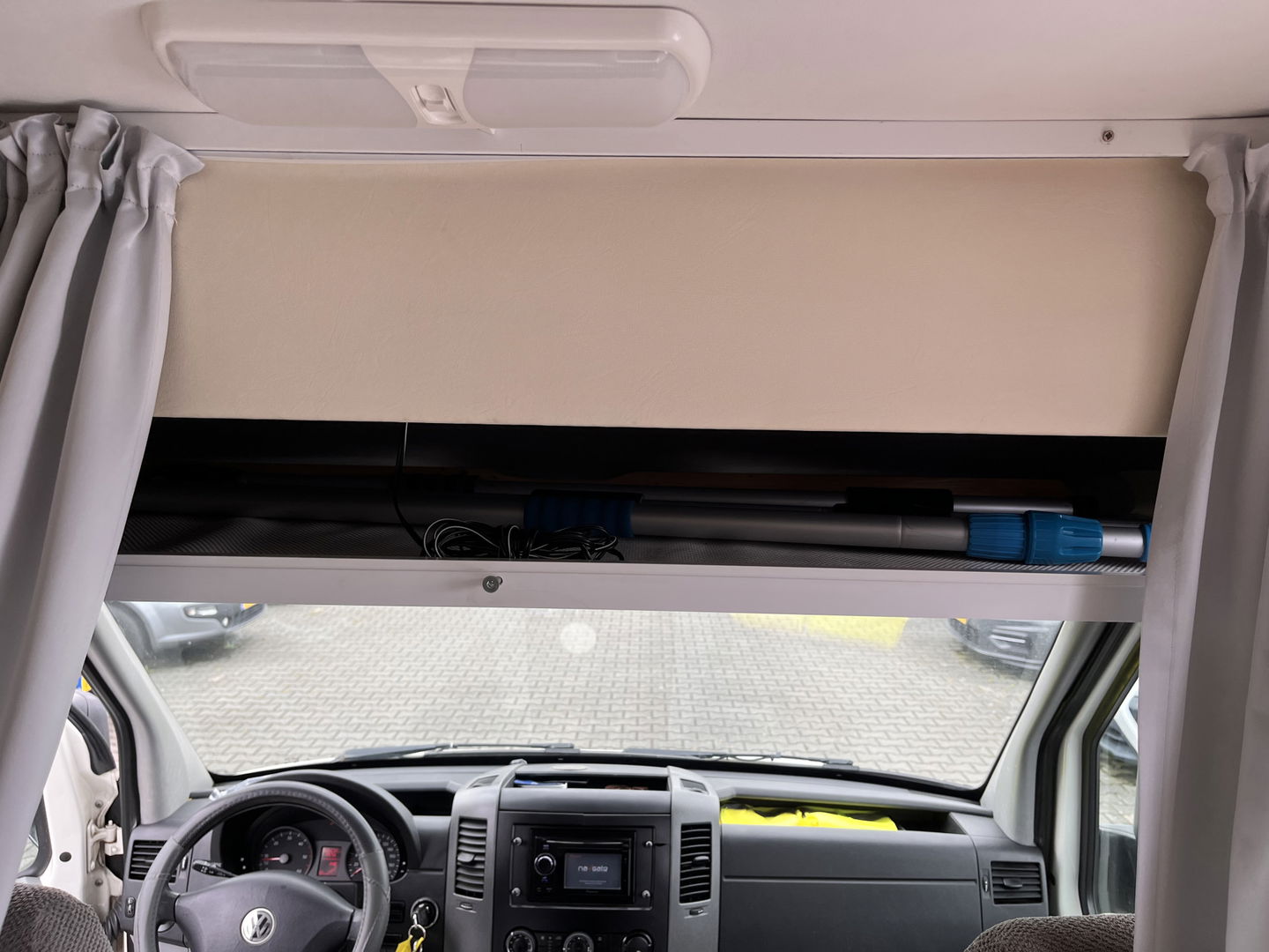 Volkswagen CRAFTER 30  L2 H2 80 KW Euro 5 *BUSCAMPER | AIRCO | CRUISE | LUIFEL*