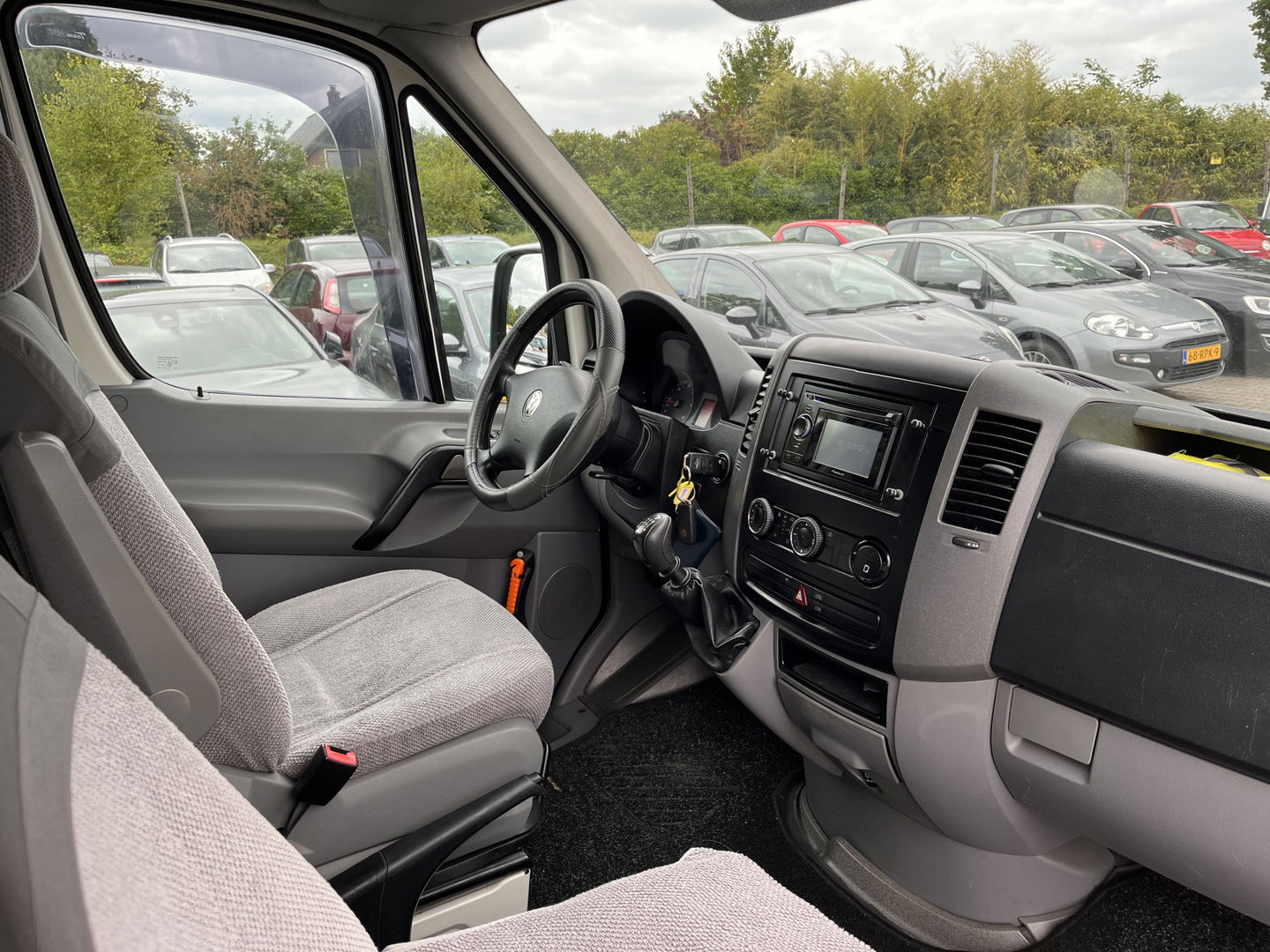 Volkswagen CRAFTER 30  L2 H2 80 KW Euro 5 *BUSCAMPER | AIRCO | CRUISE | LUIFEL*