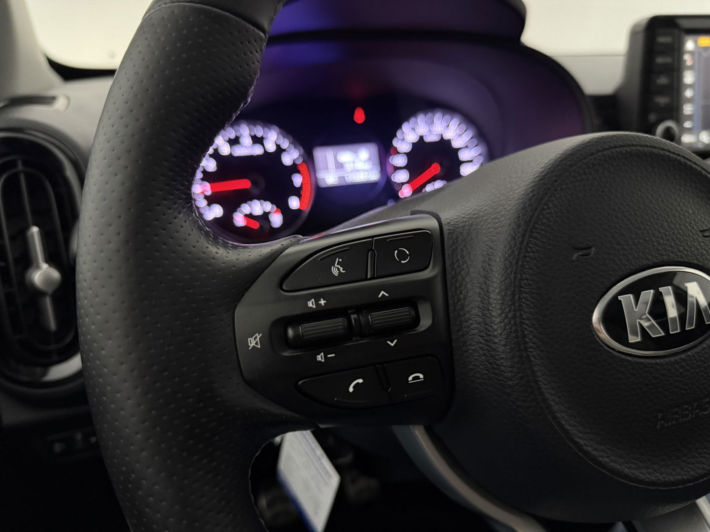 Kia Picanto 1.2 CVVT X-Line | Camera | Carplay | Stoel/ Stuur verw. | Keyless | Cruise | NAP