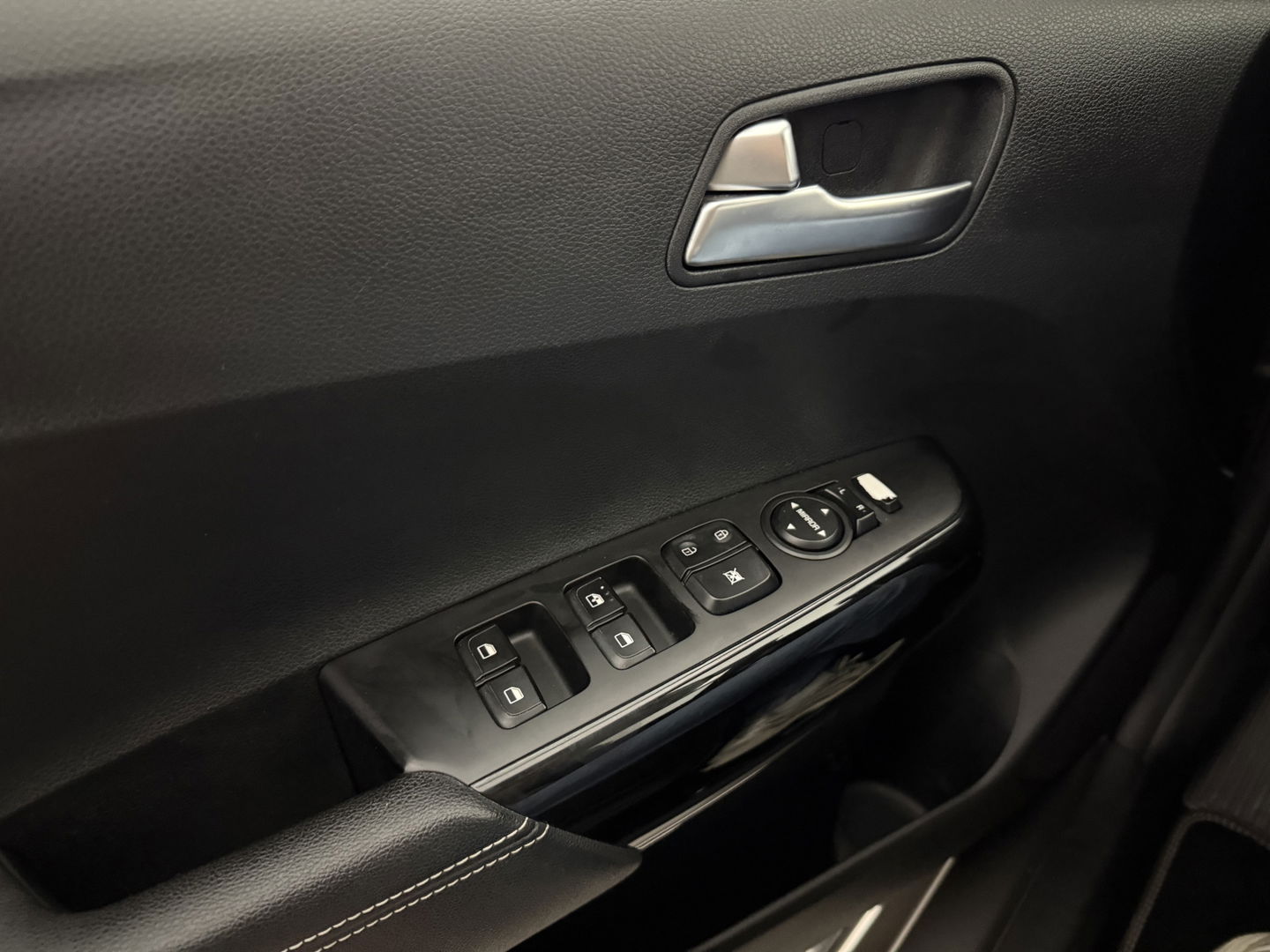 Kia Picanto 1.2 CVVT X-Line | Camera | Carplay | Stoel/ Stuur verw. | Keyless | Cruise | NAP