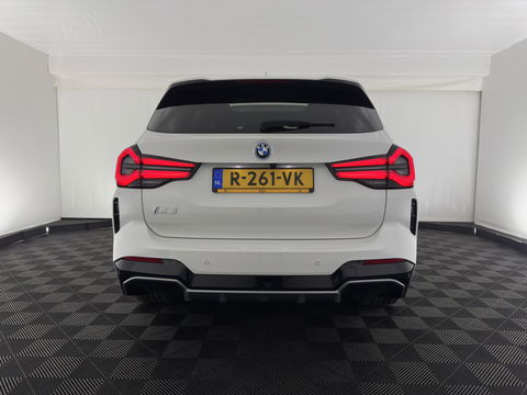 BMW iX3 M-Sportpack High Executive 80 kWh [3-Fase] {SOH-98%} (INCL-BTW) *PANO | LUXURY-LEATHER | HEAD-UP | ADAPTIVE-CRUISE | HEATED-SPORTSEATS | KEYLESS | SHIFT-PADDLES | AMBIENT-LIGHT | BLIND-SPOT | FULL-LED |  MEMORY-PACK | DIGI-COCKPIT | NAVI-FULLMA