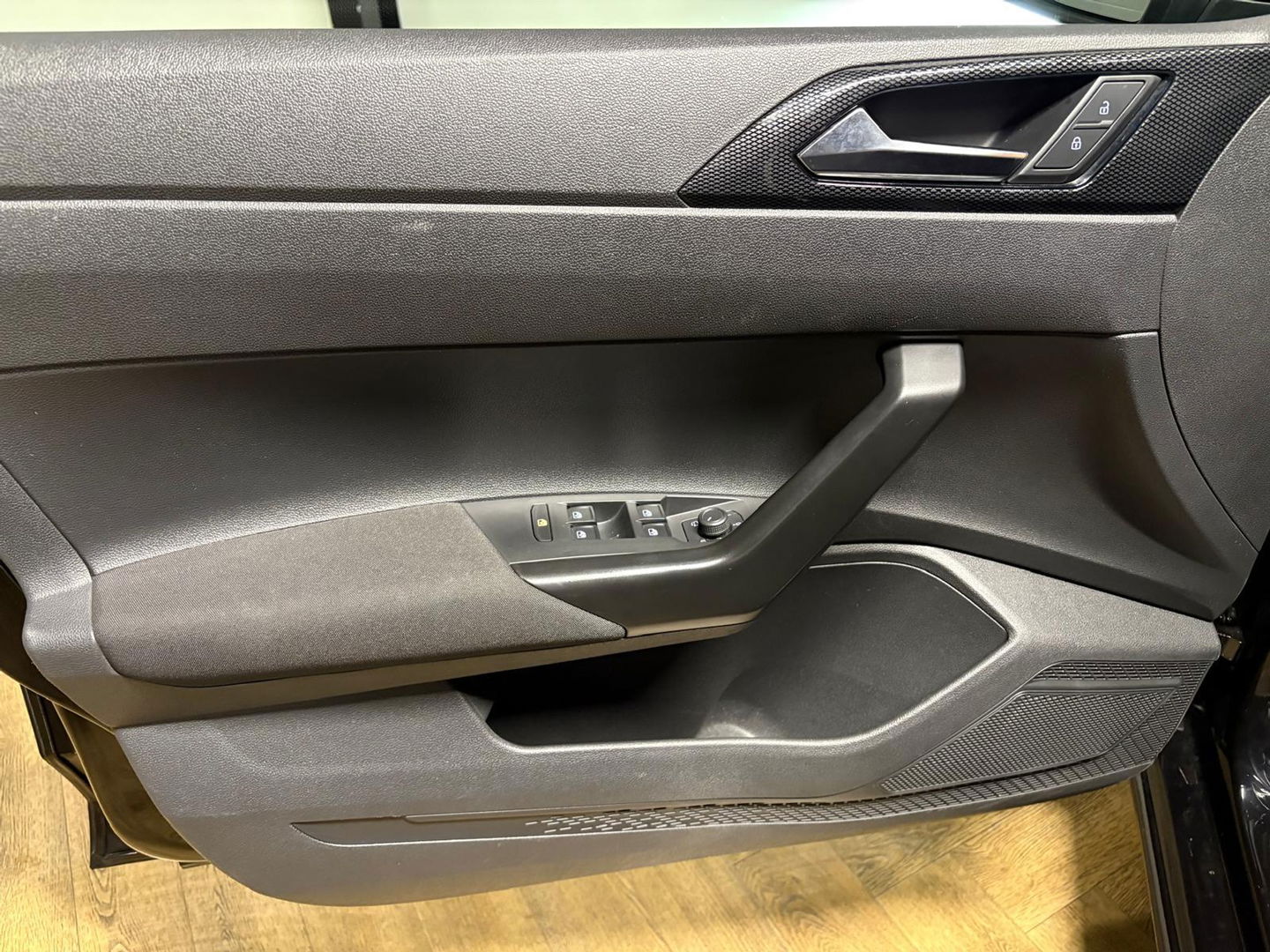 Volkswagen Polo 1.0 TSI Life Business KEYLESS CAM