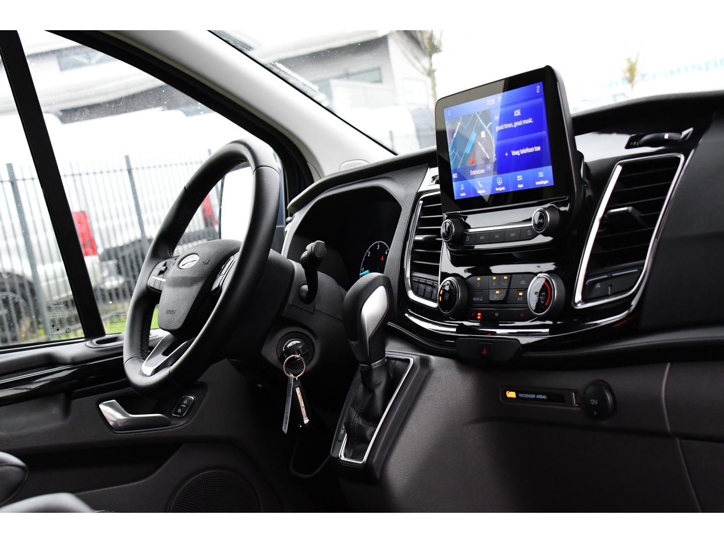 Ford Transit Custom 320 2.0 TDCI L1H1 Sport DC Adaptieve Cruise, Camera, Carplay, 170pk, 2 x Schuifdeur, Automaat, Sensoren, NAVI, Uniek!