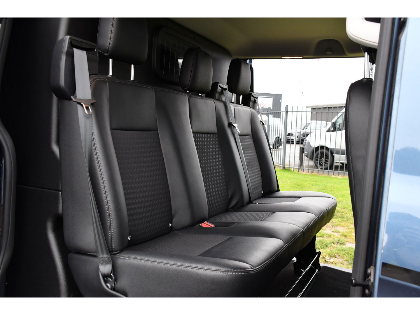 Ford Transit Custom 320 2.0 TDCI L1H1 Sport DC Adaptieve Cruise, Camera, Carplay, 170pk, 2 x Schuifdeur, Automaat, Sensoren, NAVI, Uniek!