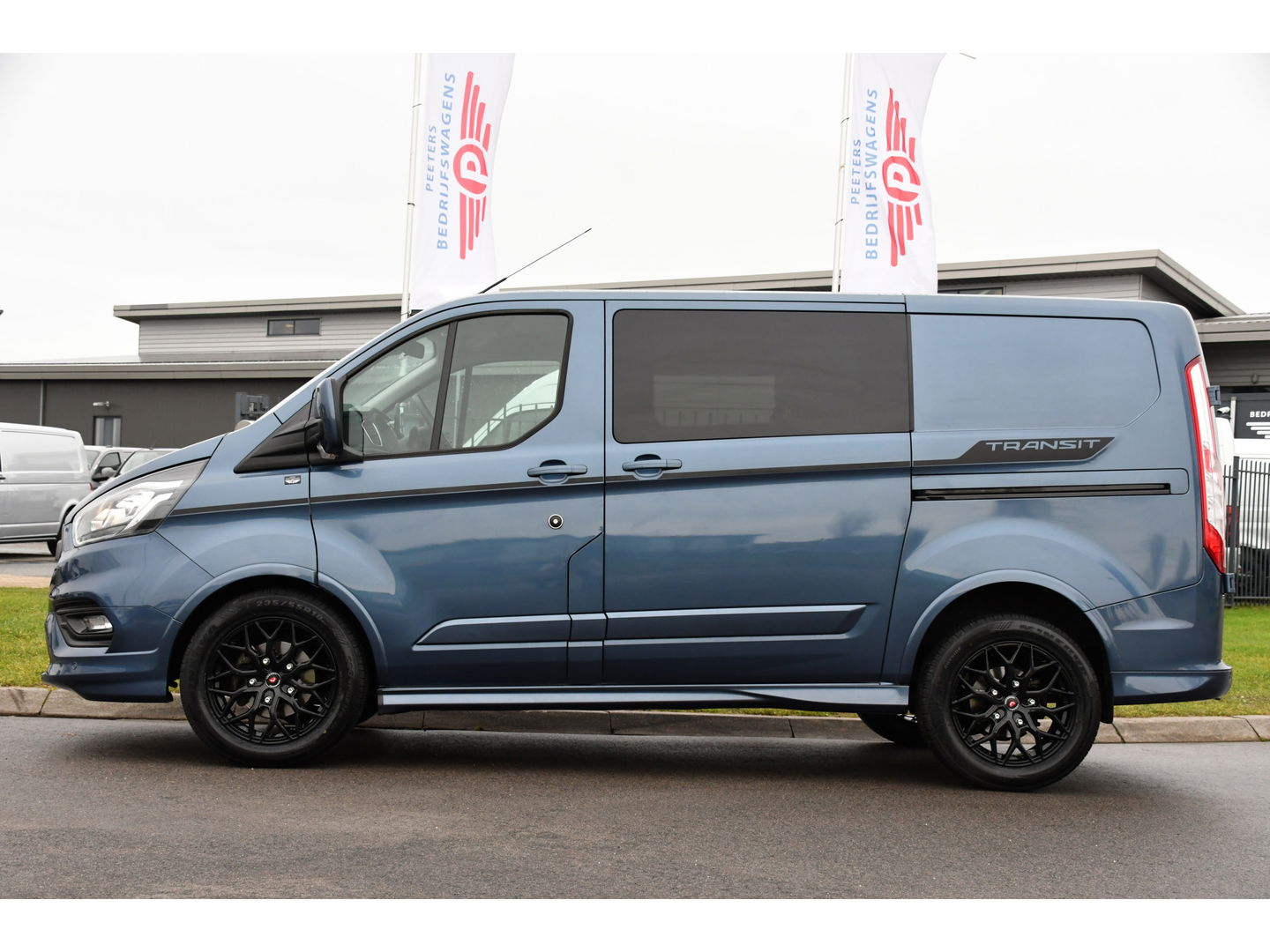 Ford Transit Custom 320 2.0 TDCI L1H1 Sport DC Adaptieve Cruise, Camera, Carplay, 170pk, 2 x Schuifdeur, Automaat, Sensoren, NAVI, Uniek!