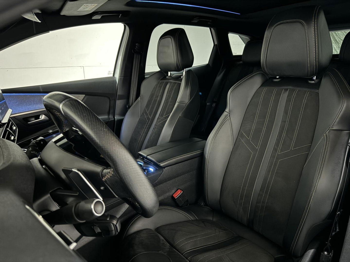 Peugeot 3008 1.6 PureTech GT Pano ACC 360° Focal Trekh. Massage NAP