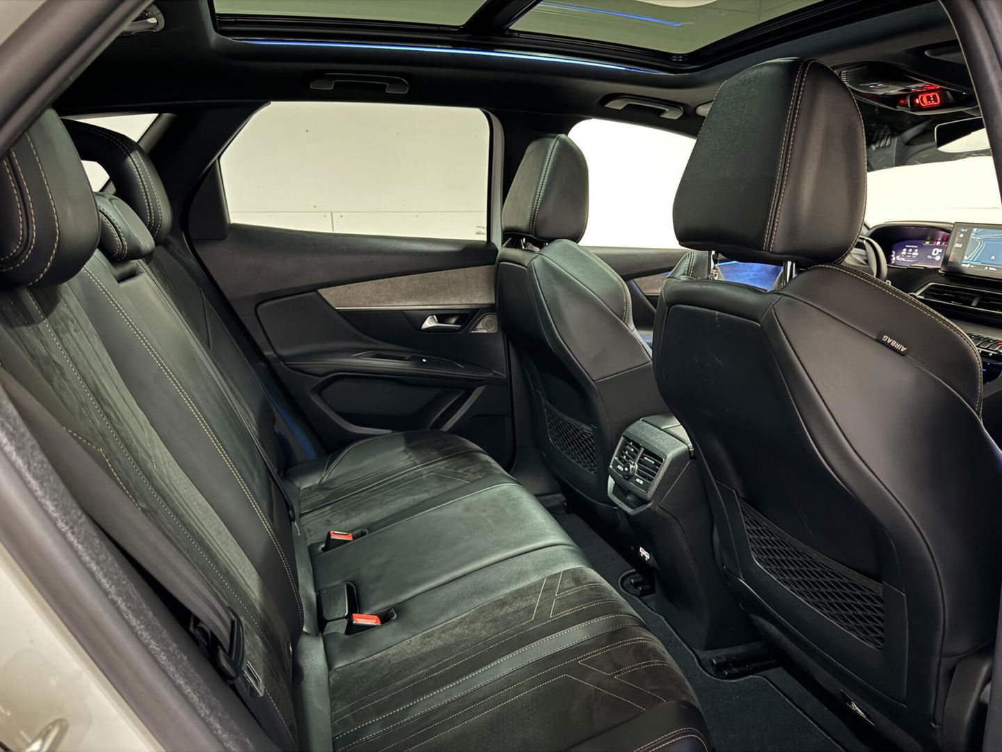 Peugeot 3008 1.6 PureTech GT Pano ACC 360° Focal Trekh. Massage NAP