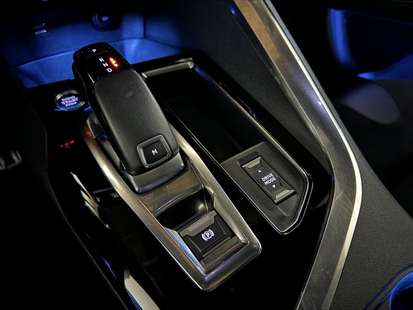 Peugeot 3008 1.6 PureTech GT Pano ACC 360° Focal Trekh. Massage NAP