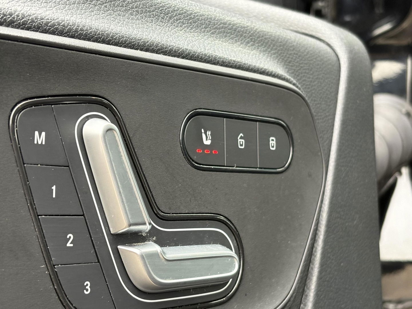 Mercedes-Benz Sprinter Tourer 319 V6 | 4X4 | LUXE PERSONENBUS | 9 PERSOONS |