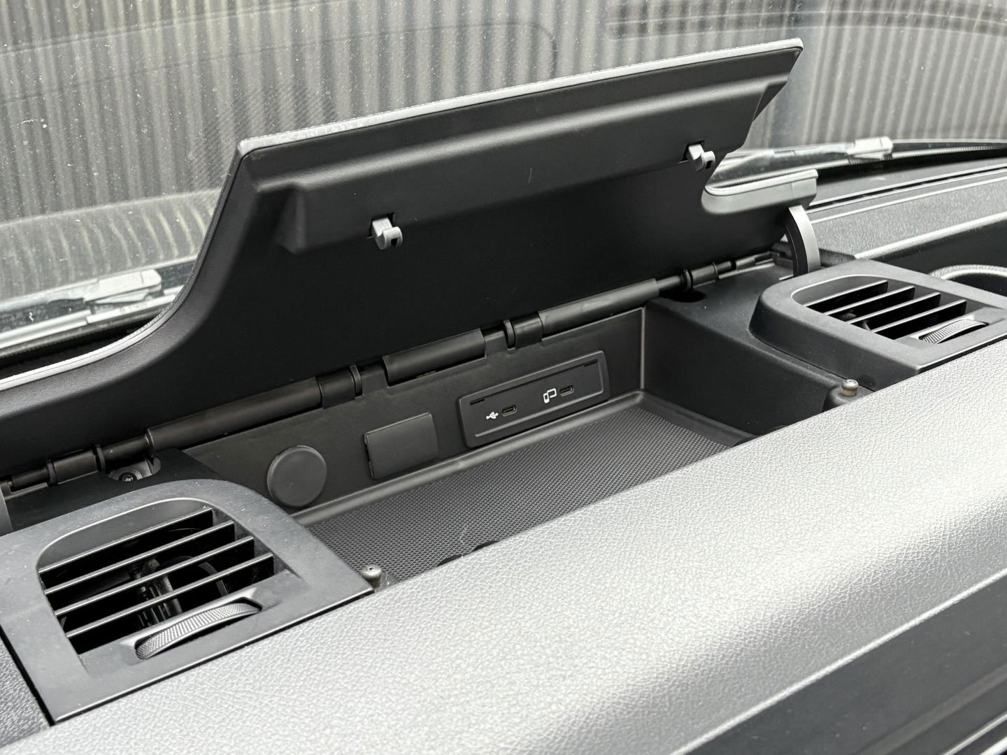 Mercedes-Benz Sprinter Tourer 319 V6 | 4X4 | LUXE PERSONENBUS | 9 PERSOONS |