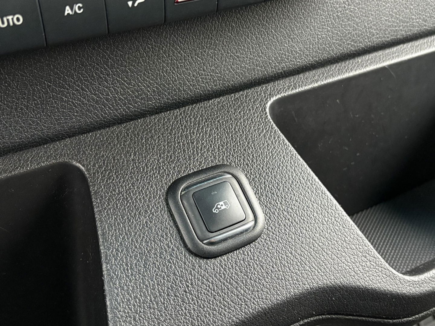 Mercedes-Benz Sprinter Tourer 319 V6 | 4X4 | LUXE PERSONENBUS | 9 PERSOONS |