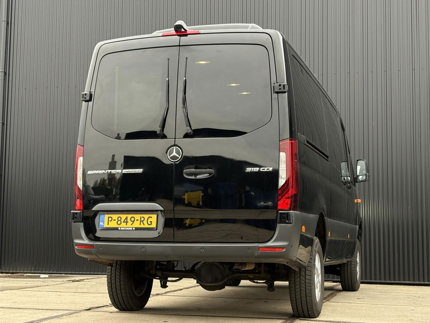Mercedes-Benz Sprinter Tourer 319 V6 | 4X4 | LUXE PERSONENBUS | 9 PERSOONS |