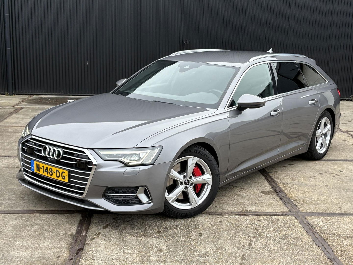 Audi A6 Avant 50 TDI QUATTRO SPORT S LINE | TREKHAAK | MATRIX LED | 360 | STOELVERWARMING