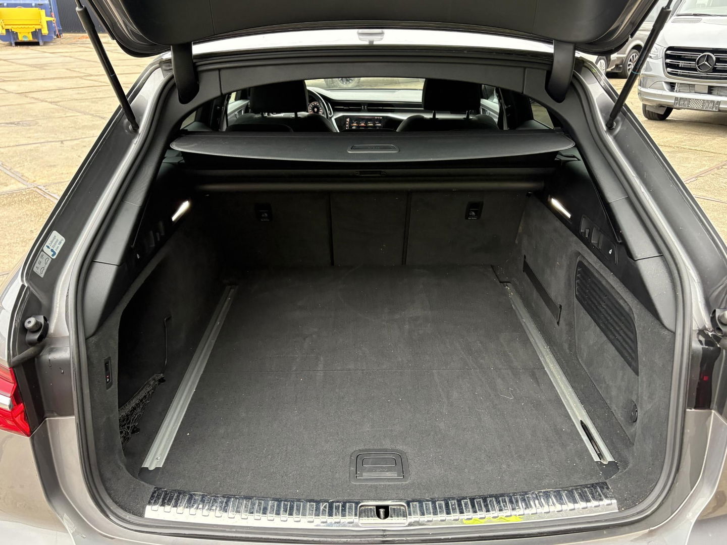 Audi A6 Avant 50 TDI QUATTRO SPORT S LINE | TREKHAAK | MATRIX LED | 360 | STOELVERWARMING