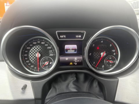 Mercedes-Benz GLS 350 d 4MATIC | AIRMATIC | 3500KG | 4x4 | GRIJS KENTEKEN |