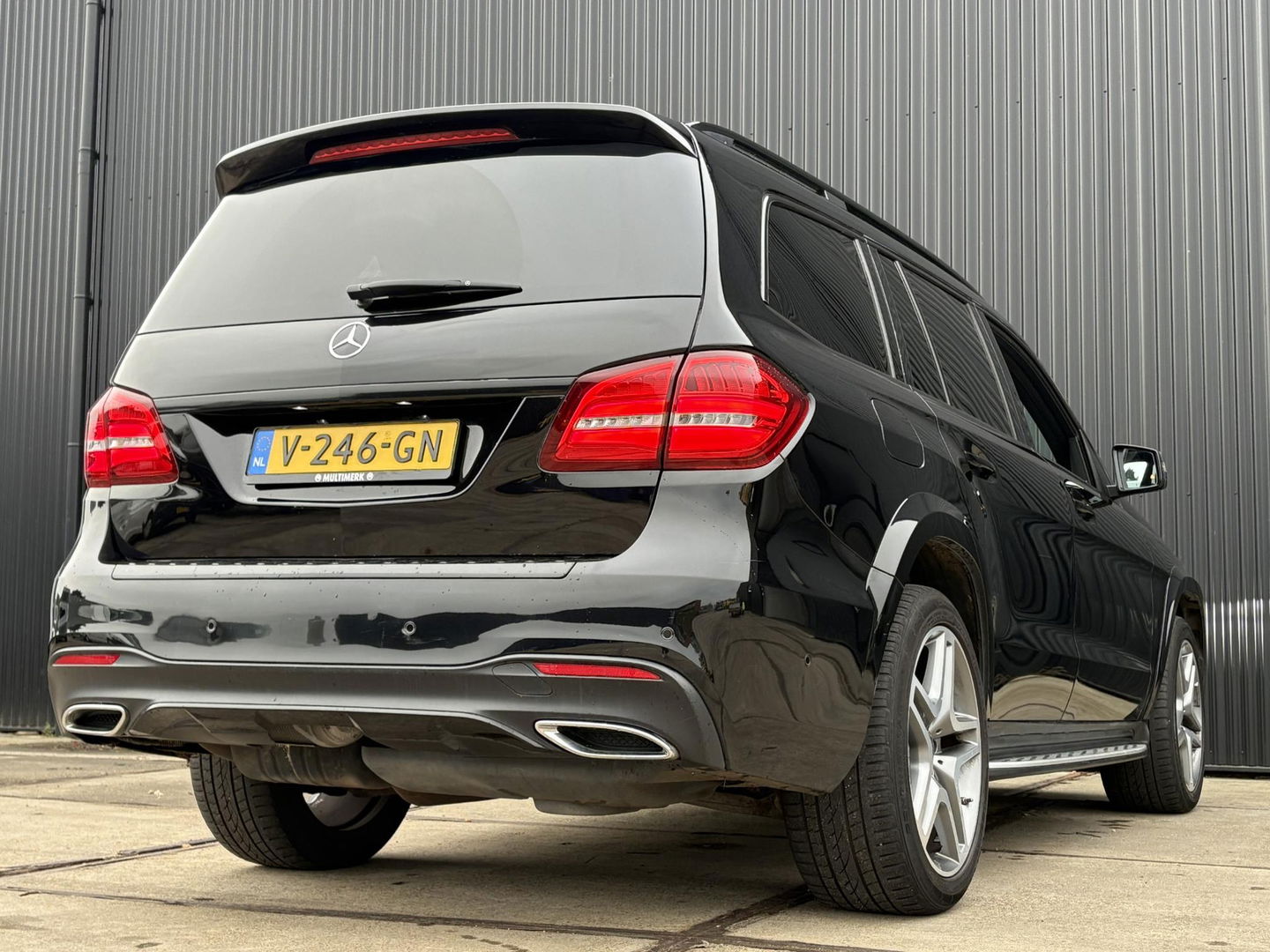 Mercedes-Benz GLS 350 d 4MATIC | AIRMATIC | 3500KG | 4x4 | GRIJS KENTEKEN |