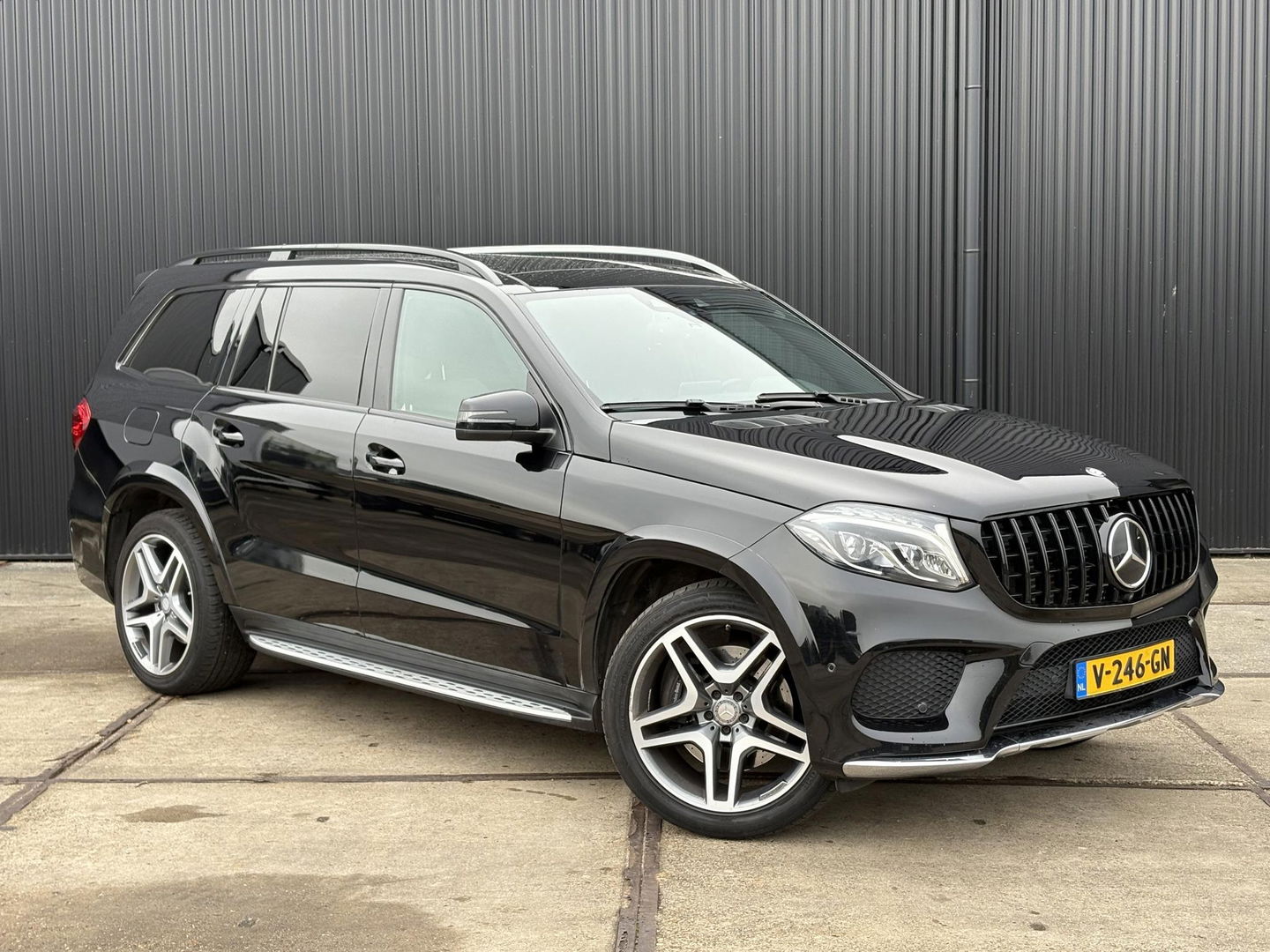 Mercedes-Benz GLS 350 d 4MATIC | AIRMATIC | 3500KG | 4x4 | GRIJS KENTEKEN |