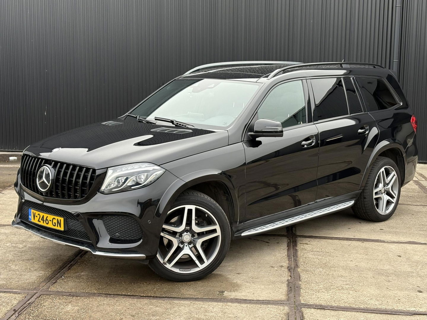 Mercedes-Benz GLS 350 d 4MATIC | AIRMATIC | 3500KG | 4x4 | GRIJS KENTEKEN |