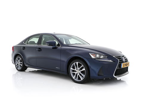 Lexus IS 300h Hybrid Business Line Aut. *PANO | LEATHER-MICROFIBRE | FULL-LED | NAVI-FULLMAP | HEATED-COMFORTSEATS | CAMERA | ECC | SHIFT-PADDLES | PDC | CRUISE | 17''ALU*