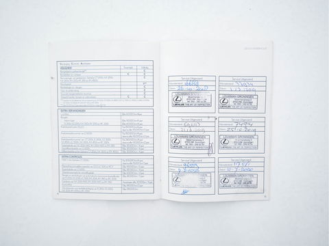 Lexus IS 300h Hybrid Business Line Aut. *PANO | LEATHER-MICROFIBRE | FULL-LED | NAVI-FULLMAP | HEATED-COMFORTSEATS | CAMERA | ECC | SHIFT-PADDLES | PDC | CRUISE | 17''ALU*