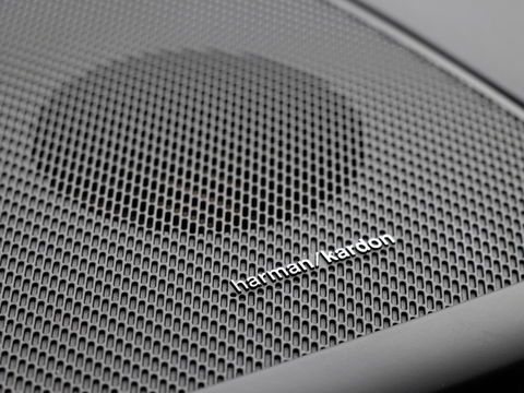 Volvo XC60 B4 Plus Dark Auto Panoramadak Harman Kardon 197pk