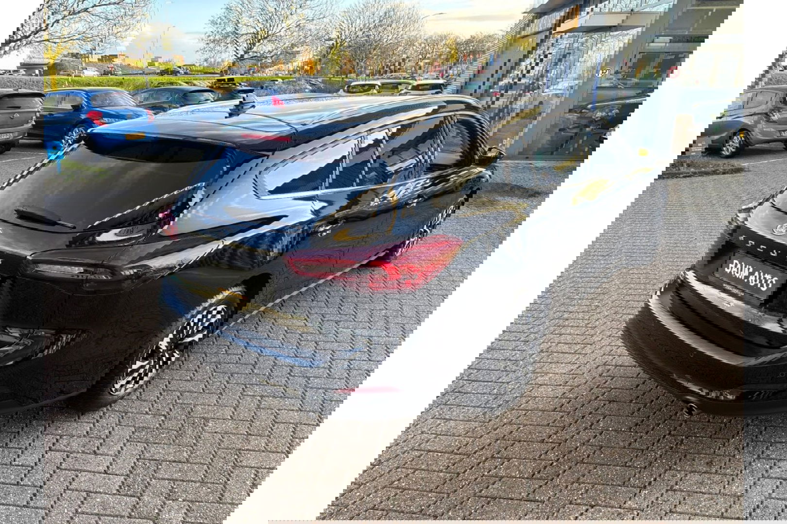 Ford Focus 1.0 TITANIUM X AIRCO WIDESCREEN PDC WINTERPACK.