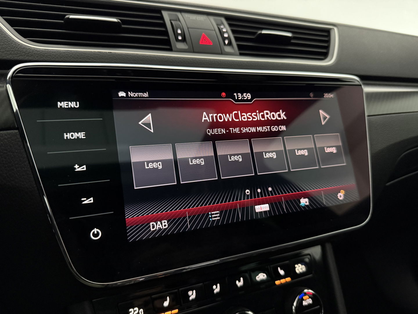 Škoda Superb 1.5 TSI 150PK ACT Sportline Business | Pano | Sfeerverl. | Virtual | Memory | Trekh. | Camera | Carplay | NAP