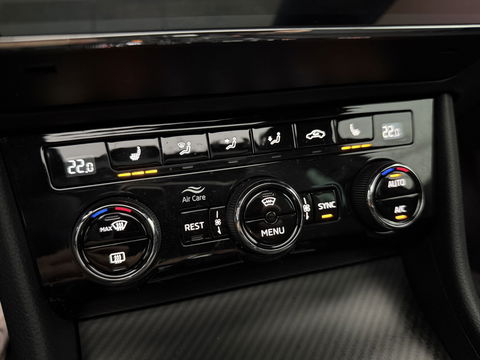 Škoda Superb 1.5 TSI 150PK ACT Sportline Business | Pano | Sfeerverl. | Virtual | Memory | Trekh. | Camera | Carplay | NAP