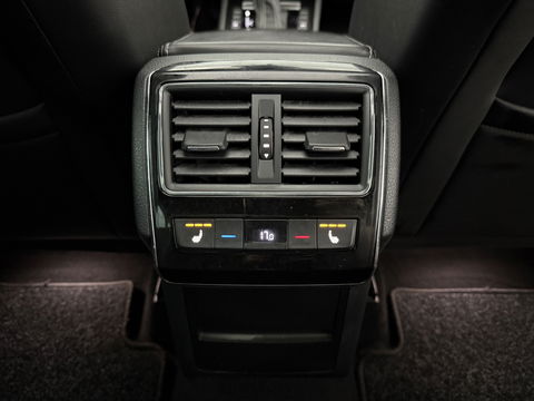 Škoda Superb 1.5 TSI 150PK ACT Sportline Business | Pano | Sfeerverl. | Virtual | Memory | Trekh. | Camera | Carplay | NAP