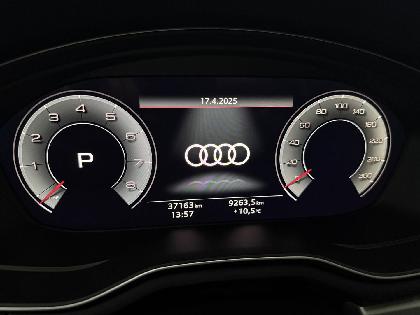 Audi A5 Black Edition S-Line | Virtual | Stoelverw. | Camera | Carplay | Navi | LED