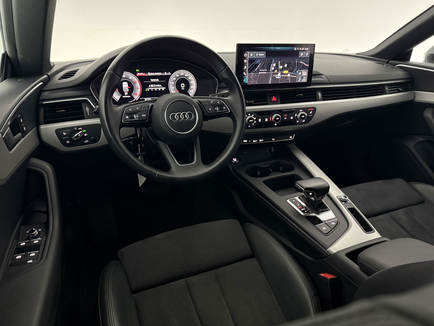 Audi A5 Black Edition S-Line | Virtual | Stoelverw. | Camera | Carplay | Navi | LED
