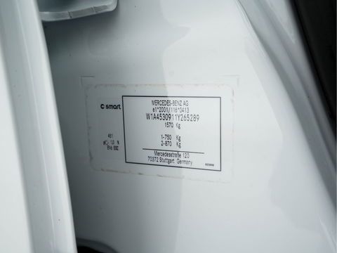 Smart Forfour EQ Essential 18 kWh [ 3-Fase ] (INCL-BTW) Aut. *FULL-LEATHER | AIRCO | CRUISE | DAB+ | COMFORT-SEATS | 15''ALU*