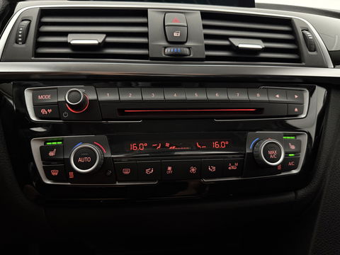 BMW 3 Serie 318i Executive | LED | Clima | Cruise | Navigatie | Parkeersens. | Stoelverw. | NAP