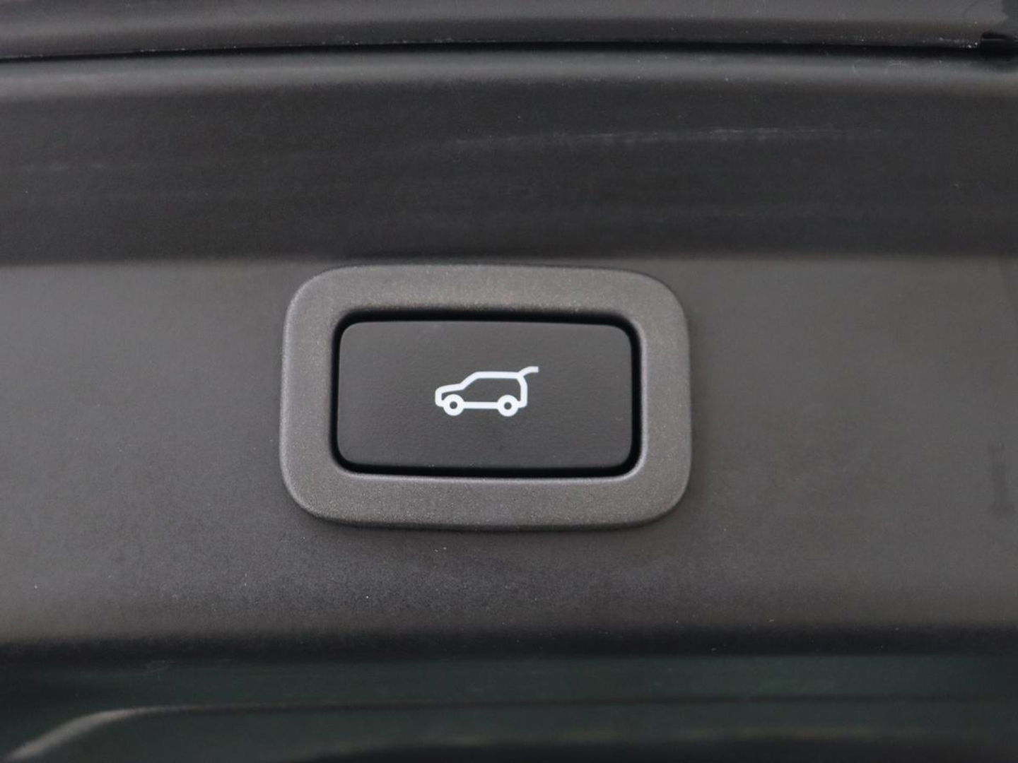 Jaguar I-PACE EV400 HSE 90 kWh | Leder | Meridian Sound | Achterbankverwarming | Adaptive cruise | 360 Camera | Carplay | Matrix LED | Keyless | Stoelverwarming | Navigatie