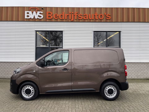 Toyota ProAce Compact 2.0 D-4D 122pk automaat Navigator L1H1 / vaste prijs rijklaar € 16.950 ex btw / lease vanaf € 285 / bruin metallic / euro 6 diesel / bpm vrij / airco / cruise / navi / trekhaak / pdc !