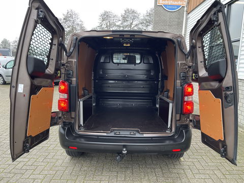 Toyota ProAce Compact 2.0 D-4D 122pk automaat Navigator L1H1 / vaste prijs rijklaar € 16.950 ex btw / lease vanaf € 285 / bruin metallic / euro 6 diesel / bpm vrij / airco / cruise / navi / trekhaak / pdc !