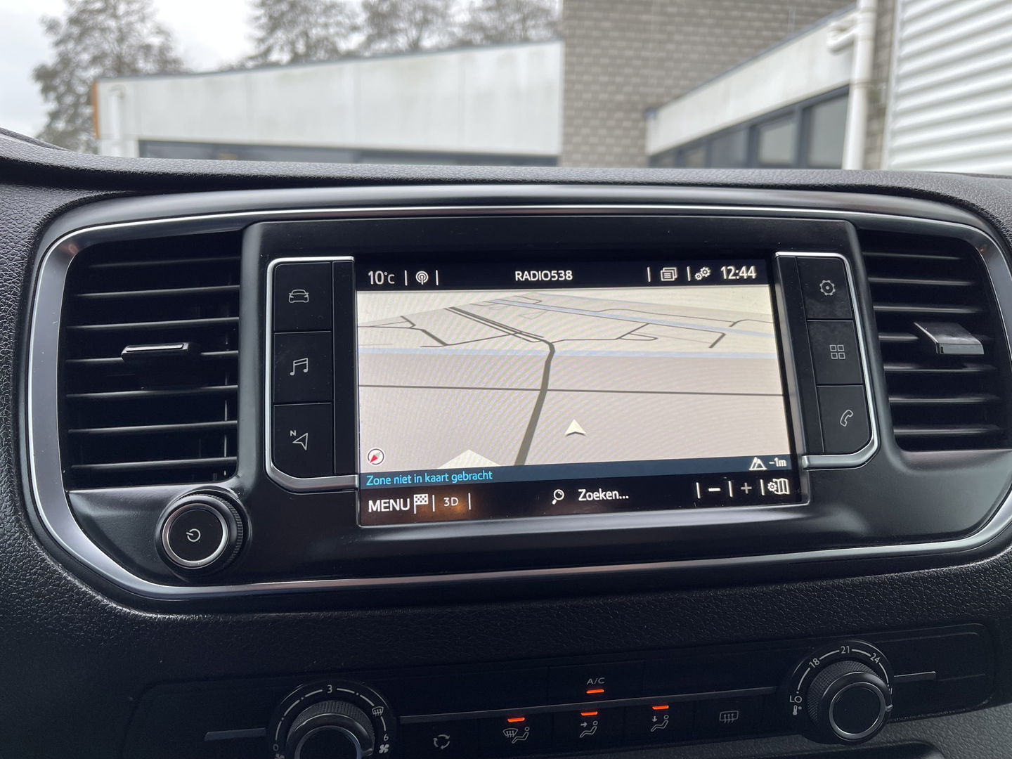 Toyota ProAce Compact 2.0 D-4D 122pk automaat Navigator L1H1 / vaste prijs rijklaar € 16.950 ex btw / lease vanaf € 285 / bruin metallic / euro 6 diesel / bpm vrij / airco / cruise / navi / trekhaak / pdc !