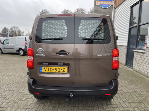 Toyota ProAce Compact 2.0 D-4D 122pk automaat Navigator L1H1 / vaste prijs rijklaar € 16.950 ex btw / lease vanaf € 285 / bruin metallic / euro 6 diesel / bpm vrij / airco / cruise / navi / trekhaak / pdc !