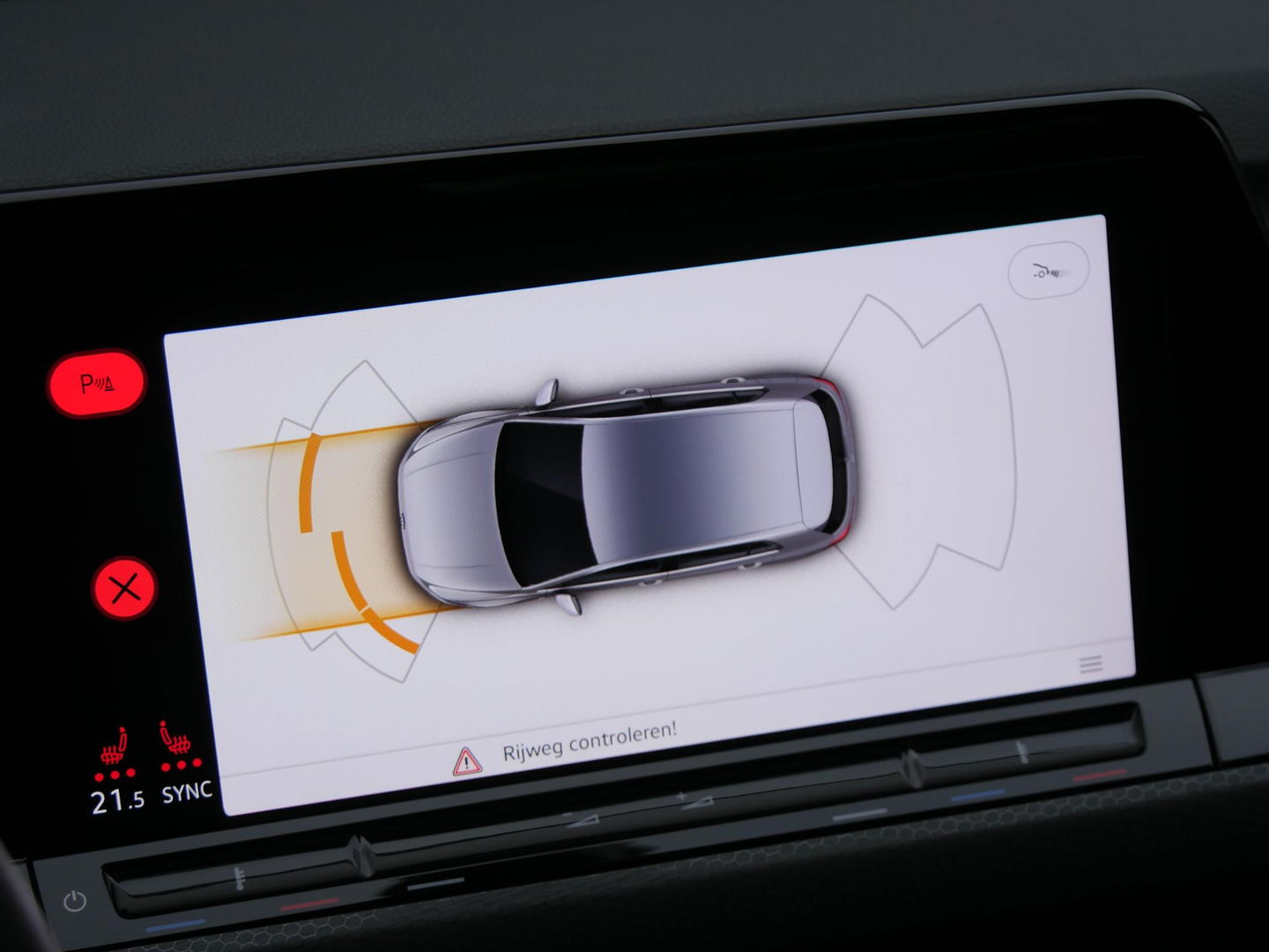 Volkswagen Golf 2.0TSi GTI/ PANORAMADAK/ CAMERA/ IQ-LIGHT MATRIX/ SFEERVERLICHTING/ WINTER PAKKET