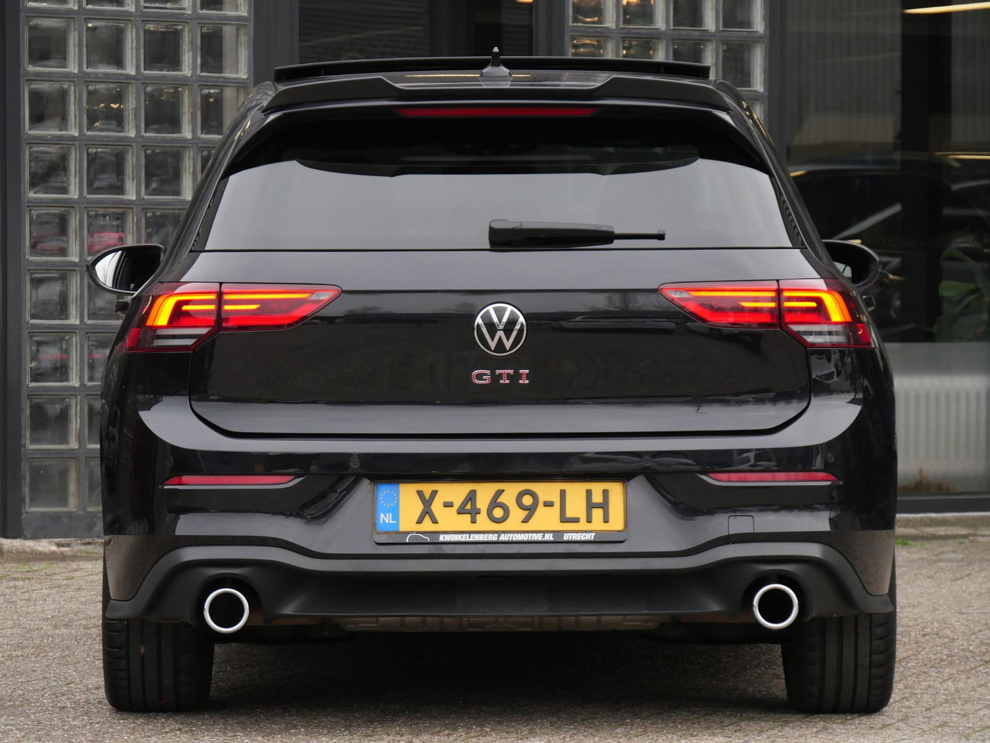 Volkswagen Golf 2.0TSi GTI/ PANORAMADAK/ CAMERA/ IQ-LIGHT MATRIX/ SFEERVERLICHTING/ WINTER PAKKET