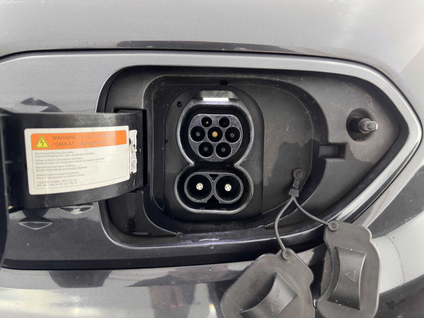 Kia e-Niro ExecutiveLine 64 kWh (3-Fase) {SOH-100%) (INCL-BTW)  Aut *HEATPUMP | LUXURY-LEATHER | FULL-LED | NAVI-FULLMAP | ADAPTIVE-CRUISE | CAMERA | MEMORY-PACK | LANE-ASSIST | KEYLESS | DIGI-COCKPIT | PRIVACY-GLASS | AMBIENT-LIGHT | 17"ALU*