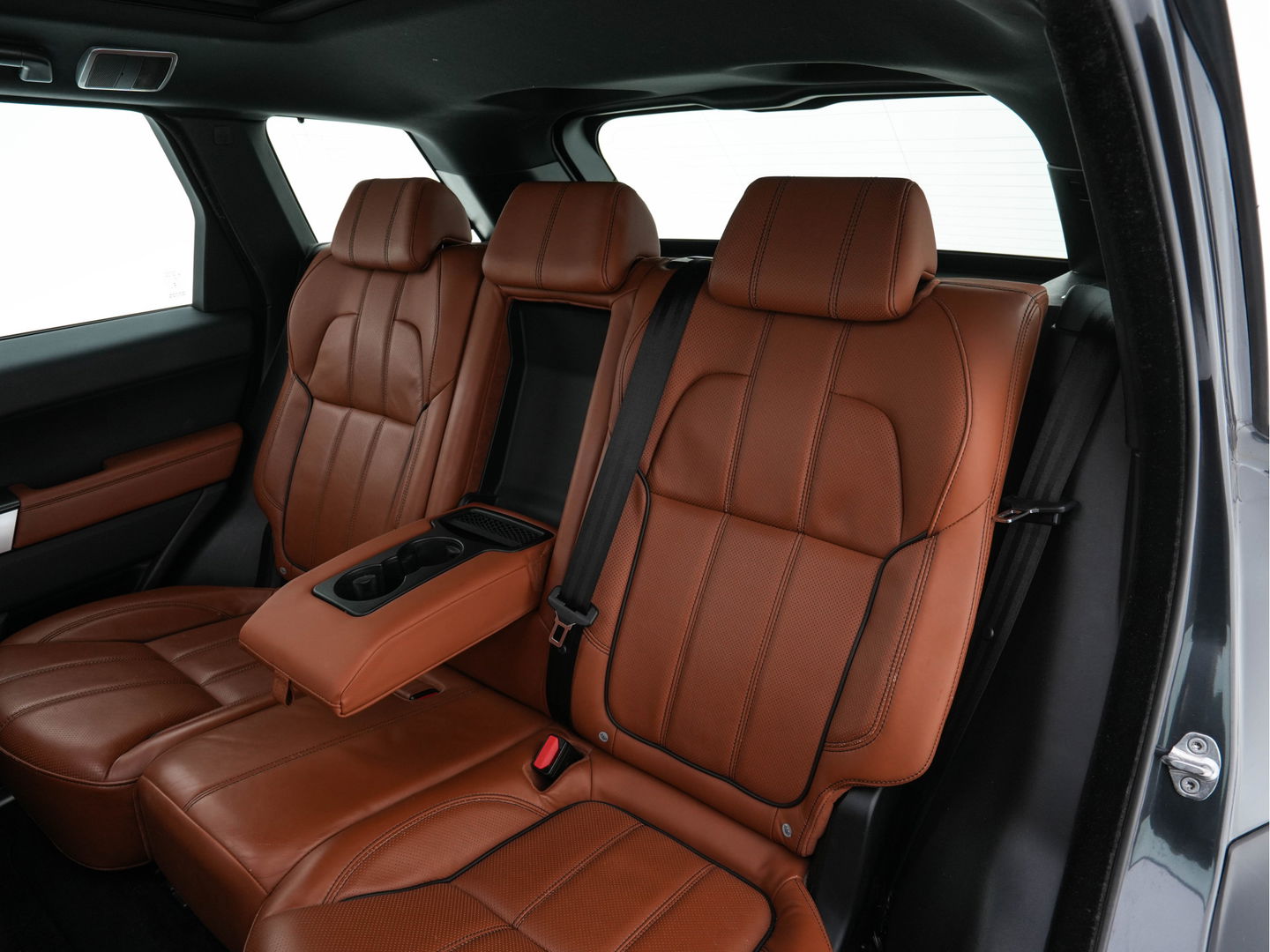 Land Rover Range Rover Sport 3.0 TDV6 HSE Dynamic Aut. *PANO | DIGI-COCKPIT | LUXURY-LEATHER | XENON | NAVI-FULLMAP | CAMERA | KEYLESS | AIR-SUSPENSION | ECC | PDC | HEATED-SPORTSEATS | AMBIENT-LIGHT | CARBON-INLAY | SHIFT-PADDLES | CRUISE |