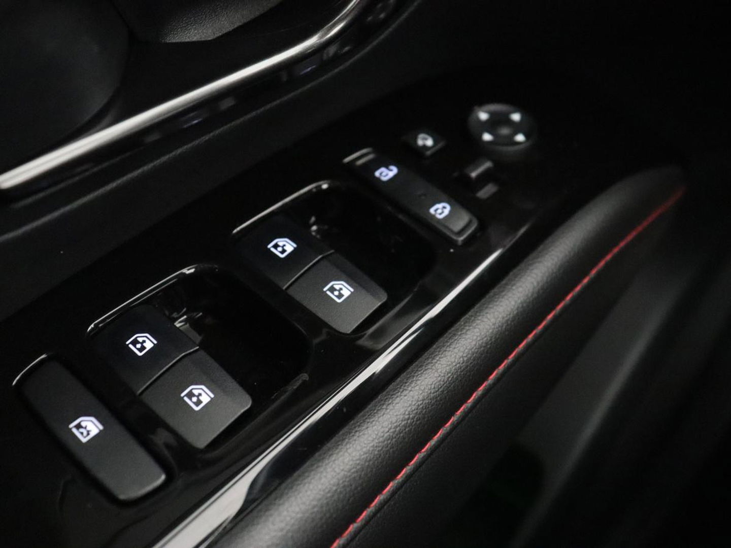 Hyundai Tucson 1.6 T-GDI PHEV N Line Sky 4WD | Panoramadak | Stoelverwarming | Leder/Alcantara | Camera | Adaptive cruise | Carplay | Full LED | Stuurverwarming | Keyless | Plug In