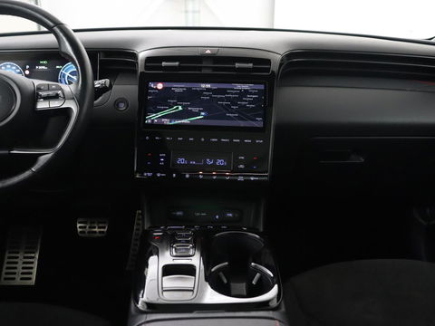 Hyundai Tucson 1.6 T-GDI PHEV N Line Sky 4WD | Panoramadak | Stoelverwarming | Leder/Alcantara | Camera | Adaptive cruise | Carplay | Full LED | Stuurverwarming | Keyless | Plug In